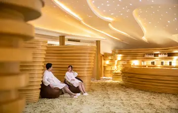Club Med Spa by Ahava
