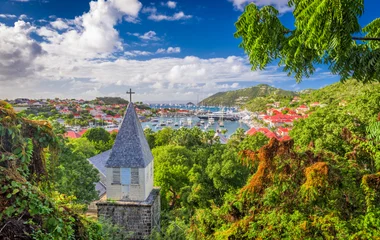 En hiver voguez entre les îles des Caraïbes !
