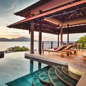 Viaggio combinato Sudafrica e Seychelles: safari e mare da sogno