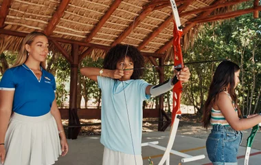 Niños en el Kids Club del resort familiar de Punta Cana