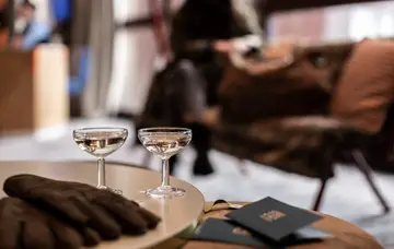 Food & Drinks