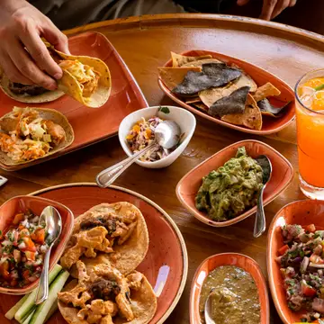 Food & Drinks