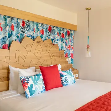 Deluxe
