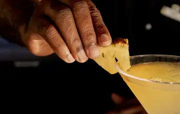 Restaurants & Bars