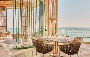 Oceanfront gourmet dining