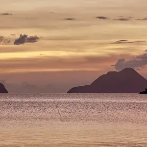 Vista da praia no por do sol