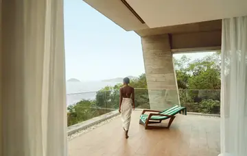 Suite - Exclusive Collection Space