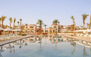 Vista geral da piscina e do resort Club Med Marrakech