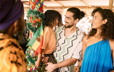 Famille dans un marché en Afrique du Sud