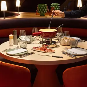 Mesa montada com fondue