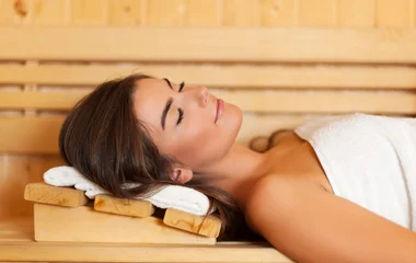 femme se reposant