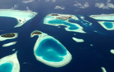 Gli atolli delle Maldive visti dall'alto