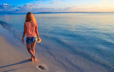 Découvrir la plage de Long Bay aux Bahamas