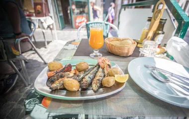 Portugiesische Spezialitäten und Festivals