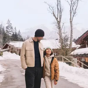 padre e hijo caminando