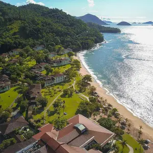praia em rio das pedras no rio de janeiro