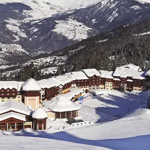 Valmorel em dia de sol.