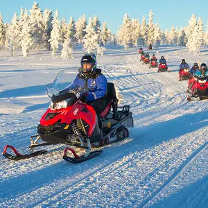 Passeio de snowmobile.