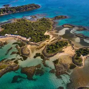 praia na grécia vista de cima