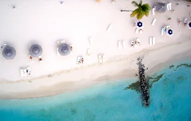 plage ile caimans caraibes