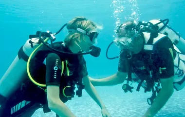 Scuba diving at Club Med