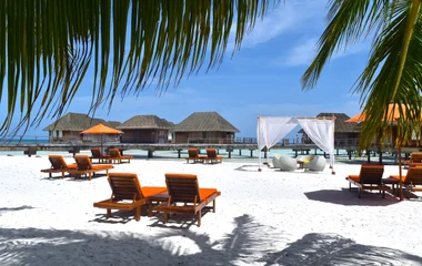 A WATERFRONT RETREAT