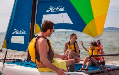 มีทุกสิ่งสำหรับทุกคน ที่คลับเมด