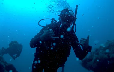 Man scuba diving