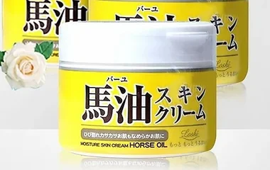 ผลิตภัณฑ์จากน้ำมันม้า Loshi Moist Aid Cream
