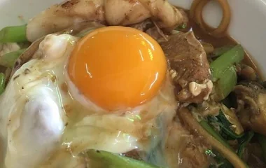 หมี่ต้นโพธิ์ ภูเก็ต