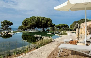 Pack Non-Wrinkle Clothes Is A Simple Packing Hack To Make Travelling Easier - Club Med Singapore