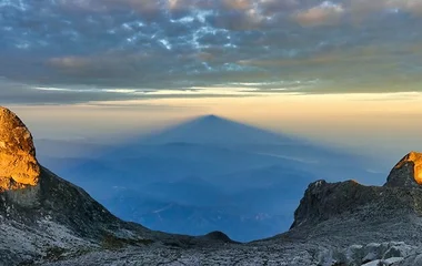 Mount Kinabalu In Sabah Is One Of Top Spots To Watch Sunrise In Malaysia - Club Med Singapore