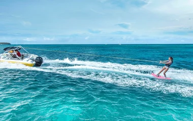 wakeboarding, water skiing, club med