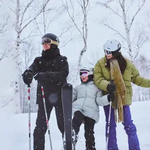 Family skiing in Japan