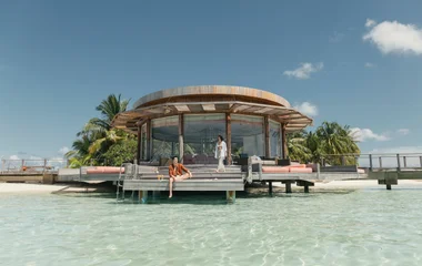 Kani Exclusive Collection Manta Space