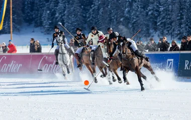 bevroren meer sankt moritz