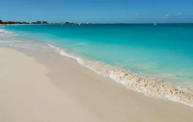 beautiful beach in turks and caicos