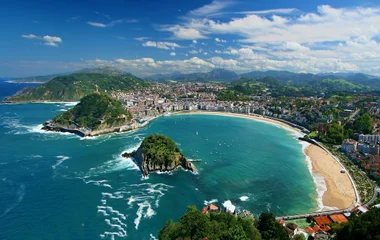 Les plages de la Concha et de las Catedrales