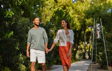 couple balade nature grèce