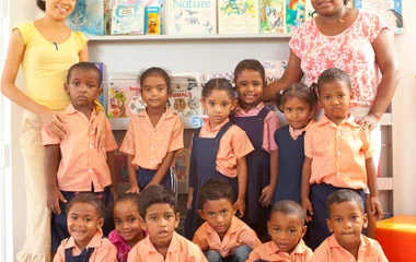 Give or bequeath a part of happiness