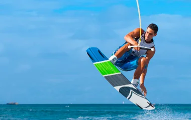 Grâce à la plus grande école de sport ?