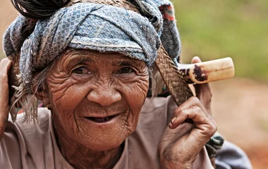 Rencontres locales lors d'un voyage en Birmanie