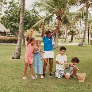 Club Med GO playing with children during their holidays