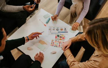 跨国企业多元化商业合作