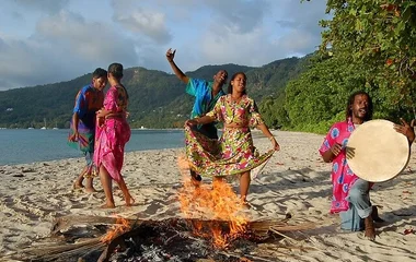 anse volbert praslin seychelles moutya