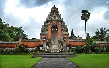 temple taman ayun bali