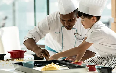 11.30AM - Little Chefs, Top Chefs