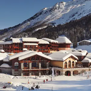 Ski resorts: Ski-in Ski-out