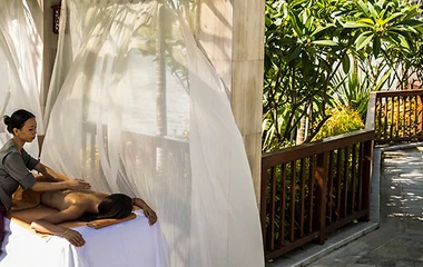 Let the world's best spas follow you to the 4 corners of the world.