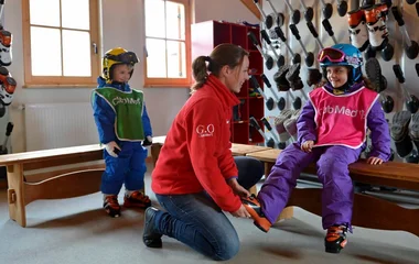 Ski-in / Ski-out resorts & Ski facilities